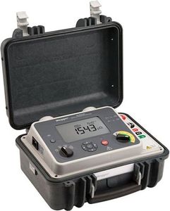 Megger DLRO100HB Digital Low Resistance Ohmmeter, 100 A with Bluetooth + Asset Tag (US Plug) # 1004-959