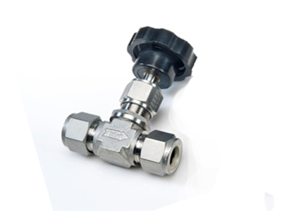 SSP 100 Series, 316SS, Needle Valve 1/4 MNPT x 1/4 MNPT.172 # 116-316
